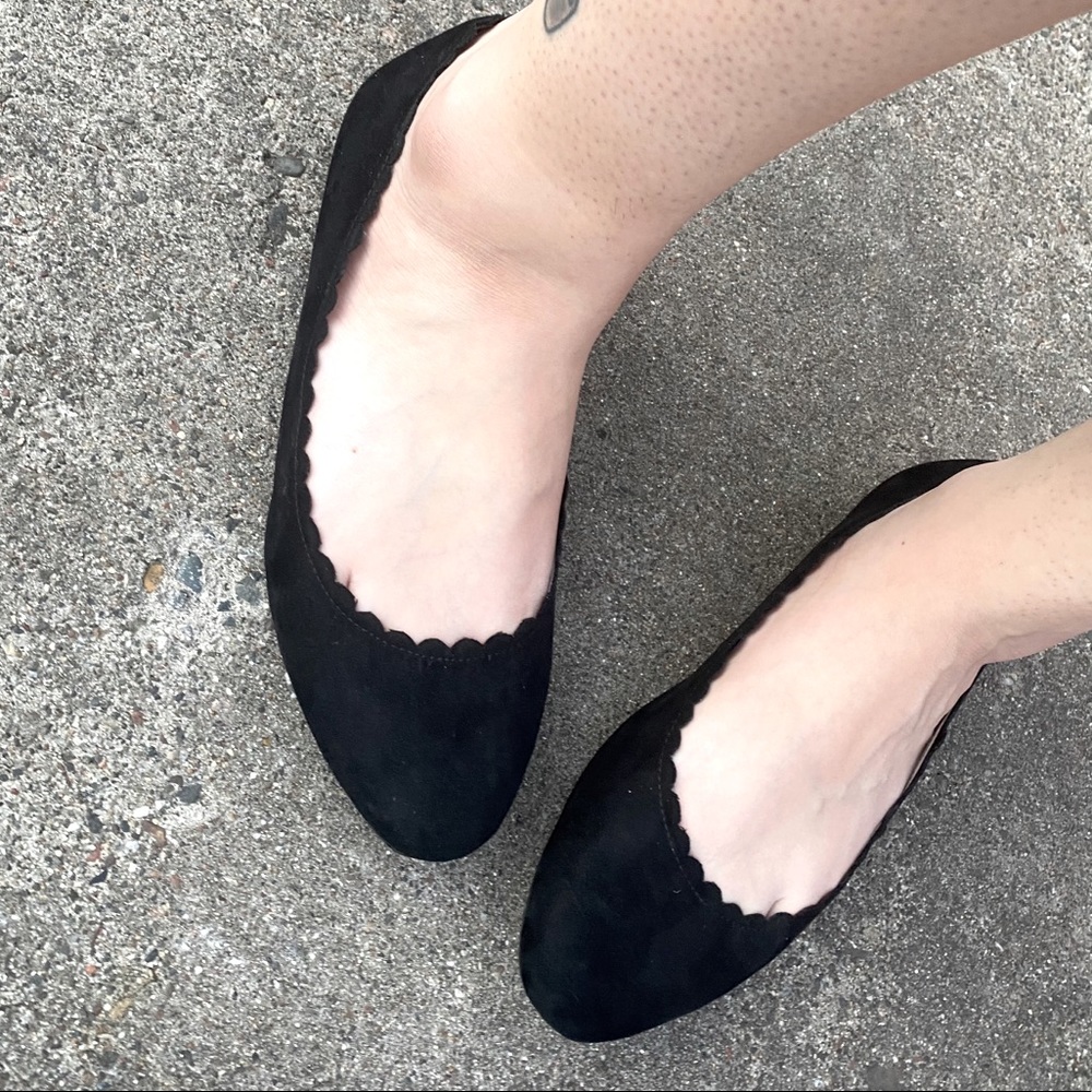Black Scalloped Flats